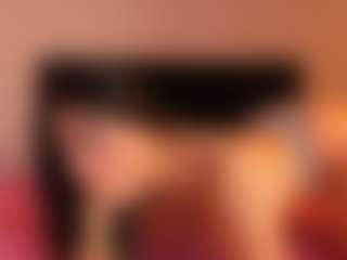 Live cam show with Chloe - Fuck Machine on TeamSkeetLive