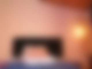 Chloe's Live Sex Cam Show