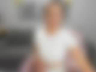 MarySanti MILF webcam performer live streaming