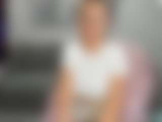 MarySanti MILF webcam performer live streaming