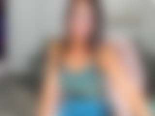 Live cam show with MarySanti - Italian on Milfs Live