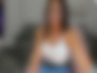 Live cam show with MarySanti - Normal on AdultVida.com