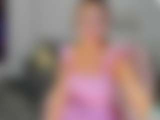 Live cam show with MarySanti - Fingering MILF on Camsoda