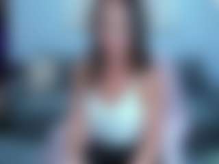 MarySanti MILF webcam performer live streaming