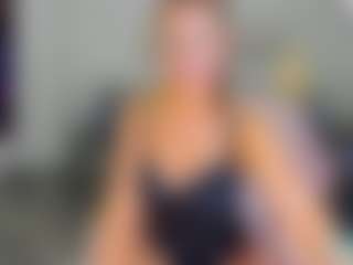 Live cam show with MarySanti - Dildo Or Vibrator MILF on SinfulBabes