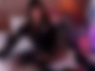 bella-raider's Live Sex Cam Show