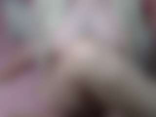 Live cam show with BestDoris - White on StripNow | germany