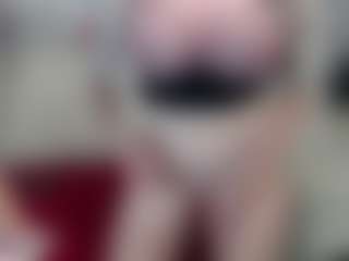 Live cam show with BestDoris - Gamer MILF on Camsoda