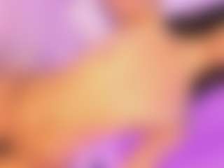 Live cam show with Camiiladoll - Tease on Camsoda