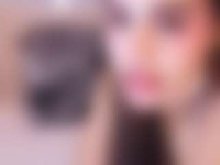Live cam show with IvyEllis - Public on Camsoda