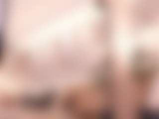 Live cam show with IvyEllis - Cute on CamClone