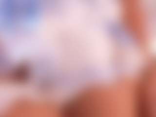 Live cam show with IvyEllis - Brown Hair on StripNow