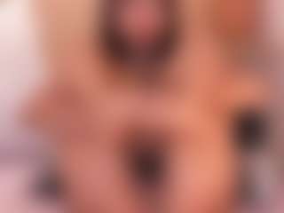 Live cam show with IvyEllis - Handjob on Camsoda