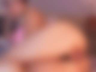 Live cam show with IvyEllis - Blowjob on fuklive.com