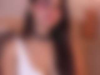 Live cam show with IvyEllis - Petite on SpunkLive