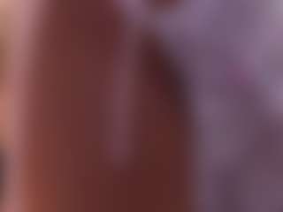 Live cam show with IvyEllis - Handjob on madthumbs