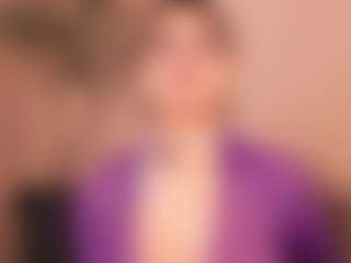 Live cam show with IvyEllis - Amateur Brown Hair on madthumbs