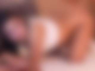 Live cam show with IvyEllis - Brown Hair Teen (18+) on SpankPalCams