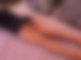 Live cam show with IvyEllis - Strip on CSO-WL