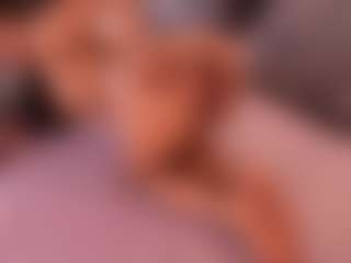 Live cam show with IvyEllis - Fingering White on Soda Cam