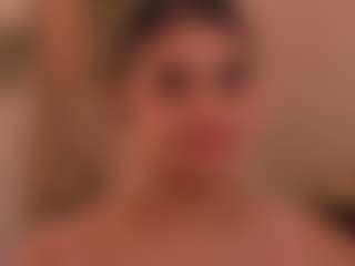 Live cam show with IvyEllis - Public on https://playwithruby.com