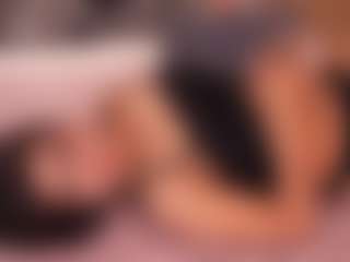 Live cam show with IvyEllis - Deepthroat on liverealitysex.com