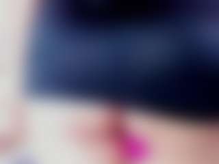 Live cam show with Slut-milf - Moaning on Milfs Live