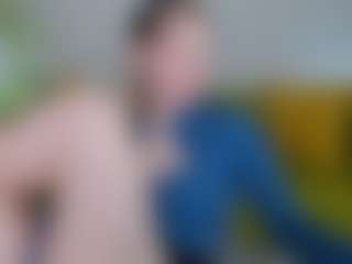 Live cam show with Colleen - Ass Bouncing on dropp.cam