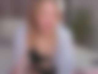 Live cam show with Colleen - Normal on Latina Girls
