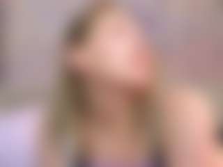 Live cam show with Colleen - Normal on AdultVida.com