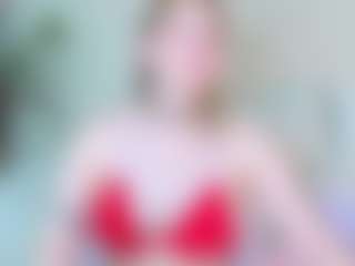 Live cam show with Colleen - Upskirt on Stripli.com