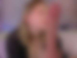 Live cam show with Colleen - Average on Gym Cam Girls