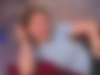 Live cam show with Colleen - Average on Camsoda
