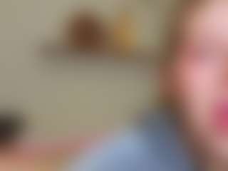 Live cam show with Colleen - Average on WildCum