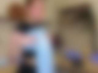 Live cam show with Colleen - Average on Camsoda