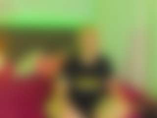 CurlyDream's Live Sex Cam Show