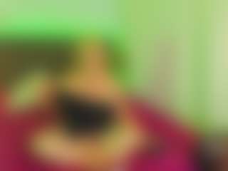 CurlyDream's Live Sex Cam Show