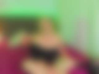 CurlyDream's Live Sex Cam Show