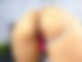 Live cam show with lady-30 - Granny on Camsoda