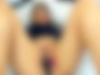 Live cam show with lady-30 - Blonde Hair on alttransgirls