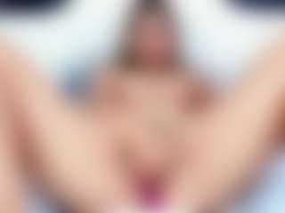 Live cam show with lady-30 - Blonde Hair on instabang