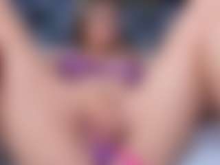 Live cam show with lady-30 - Granny on Camversity