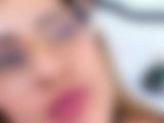 Live cam show with lady-30 - Granny on Milf Play