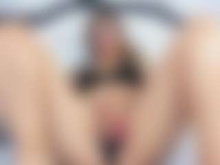lady-30 MILF webcam performer live streaming
