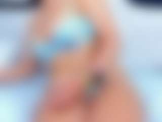 lady-30's Live Sex Cam Show