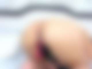 Live cam show with lady-30 - Normal on Fit Hotties