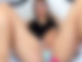 Live cam show with lady-30 - Petite MILF on fuck-show.com