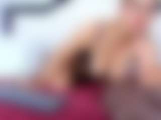 lady-30's Live Sex Cam Show