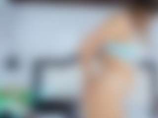 lady-30 MILF webcam performer live streaming