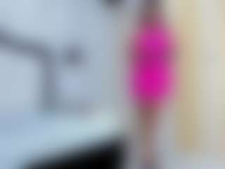 Live cam show with lady-30 - Bikini on intimatelivegirls.com